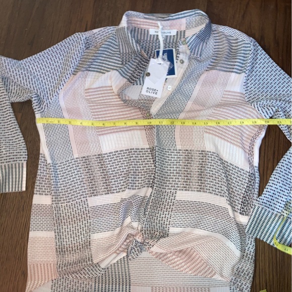 NWT Rose + Olive Tie Front button down Top Small - Picture 12 of 12